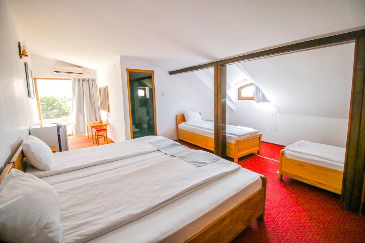 Zen Eco Villa Sfântu Gheorghe Eksteriør bilde